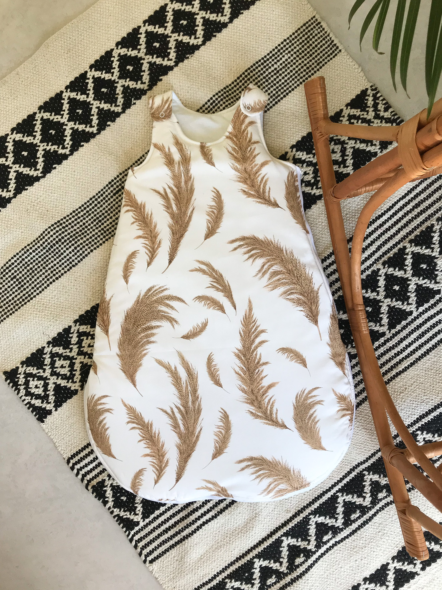 081C23A5-AACD-4DF0-B72C-74600BDBD338 Śpiworek trawy pampasowe