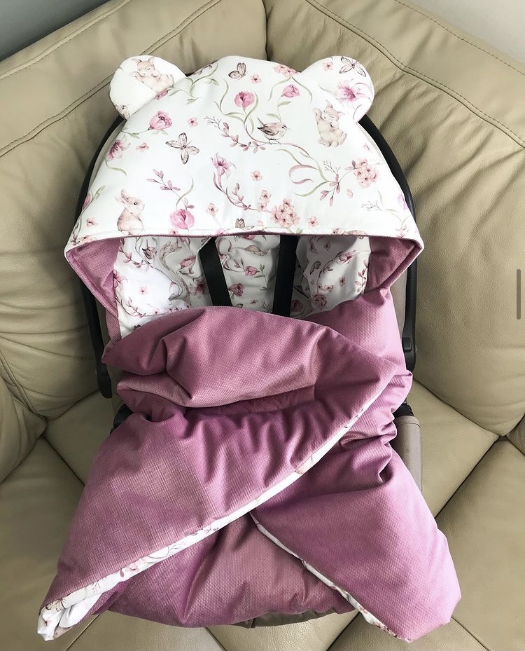 ECF98287-7BDE-4217-8E6A-BA334113FB29 Kocyk do fotelika królicza łąka + velvet śliwka