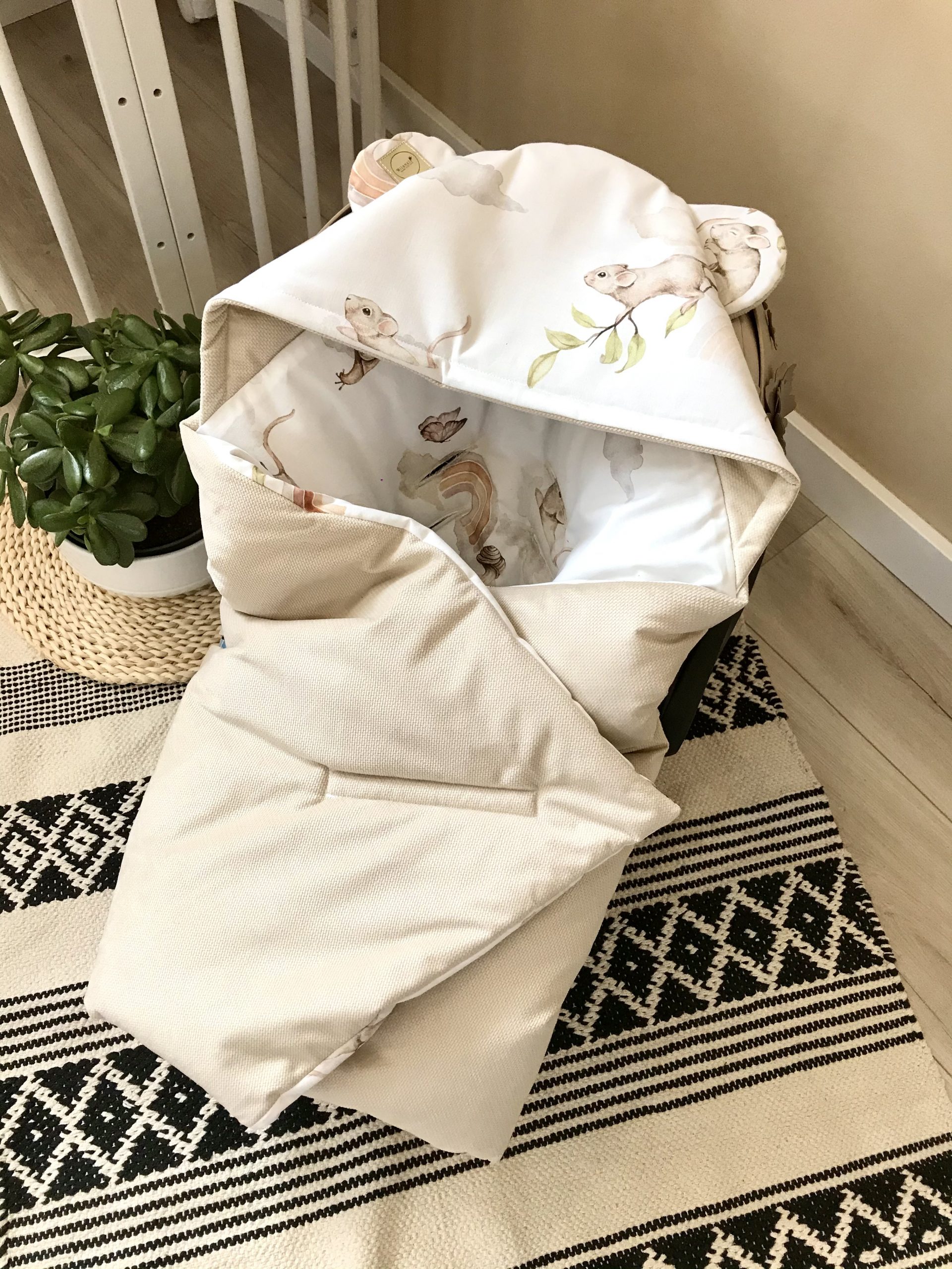 IMG_6845 Kocyk do fotelika rainbow trututu + velvet beż